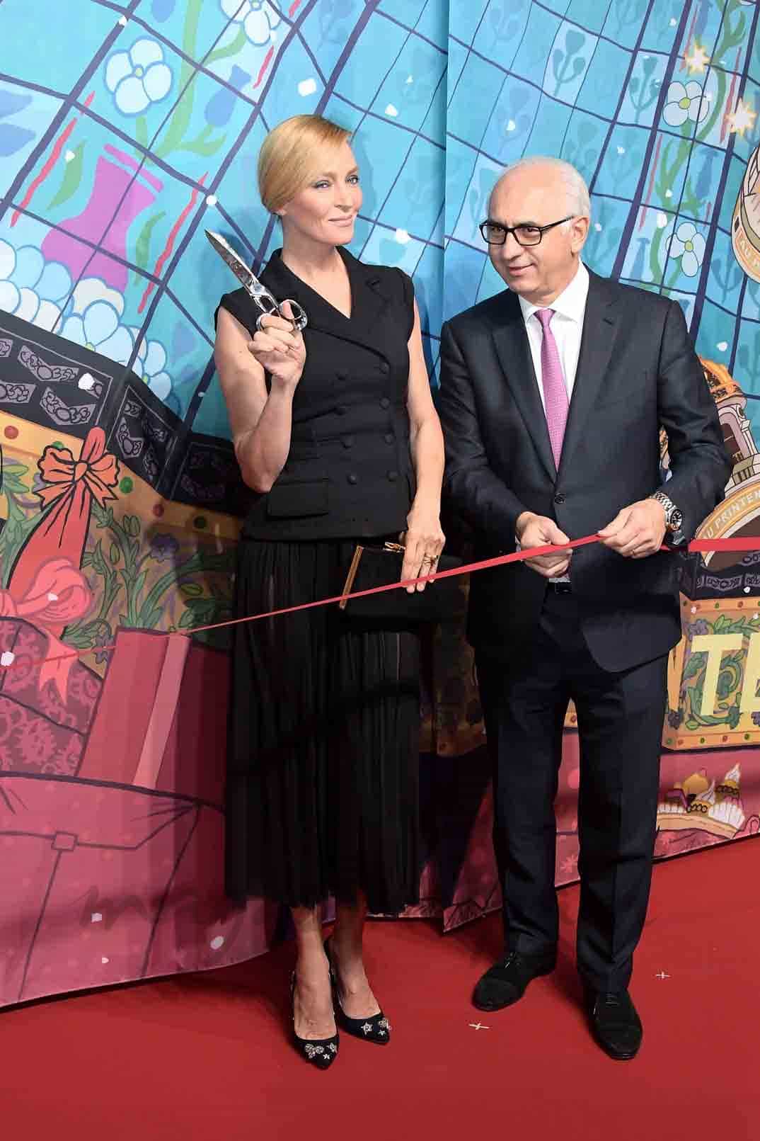 uma thurman inaugura navidad en paris