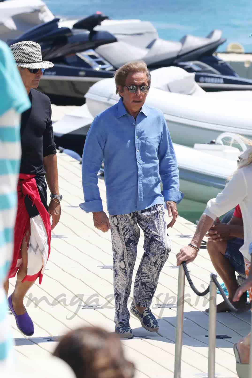 valentino vacaciones en mikonos