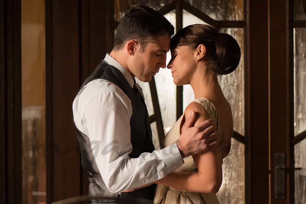 Miguel Ángel Silvestre y Paula Echevarría - Velvet - © Atresmedia