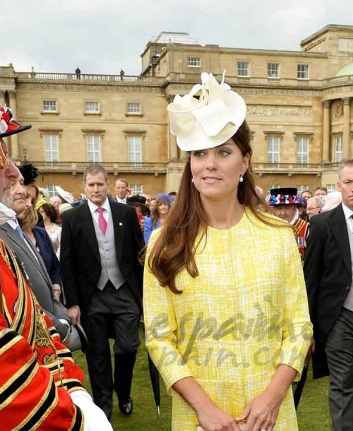 Kate Middleton una primaveral embarazada