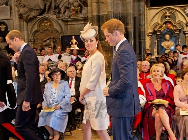 Los Principes Guillermo y Kate celebran 60 años de reinado de la Reina Isabel