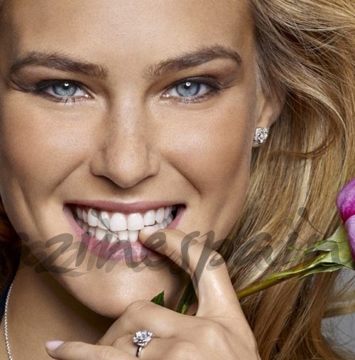 Bar Refaeli una joya de modelo…