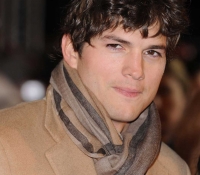 Ashton Kutcher 2010