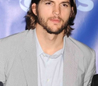 Ashton Kutcher 2011