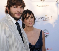 ashton-kutcher-y-demi-moore-1-2008