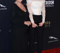 EMMA-WATSON-Y-JUDY-DENCH