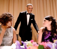 Barack Obama Michelle Obama y Cecily Strong
