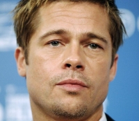 Brad-Pitt-cumple-5010