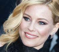 elizabeth banks 2015