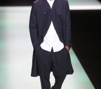 milan fashion week hombre emporio armani