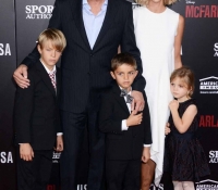 kevin-costner-christine-baumgartner-y-sus-hijos