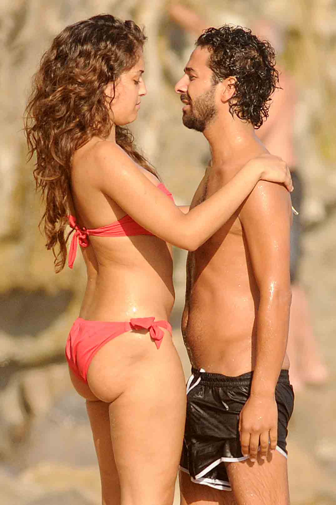 Hiba Abouk En Bikini
