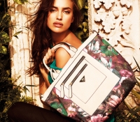 Irina-Shayk-bolso