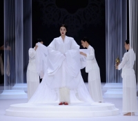 paris fashion week lan yu alta costura