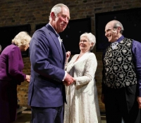 principe-carlos-y-judi-dench-