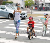 alessandra-ambrosio-con-sus-hijos