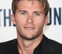 scott-eastwood-