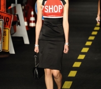 milan fashion week moschino