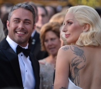 Taylor Kinney y lady gaga