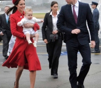 en nueva zelanda con sus padres en abril de 2014