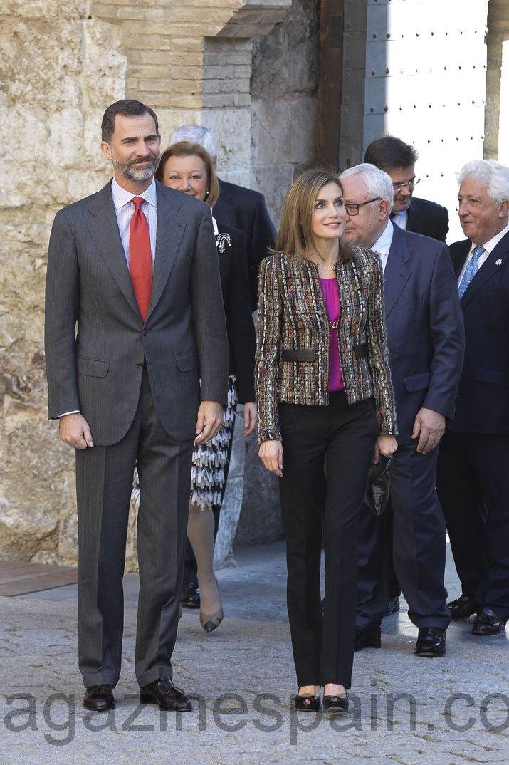 reyes de espana visitan zaragoza marzo 2015