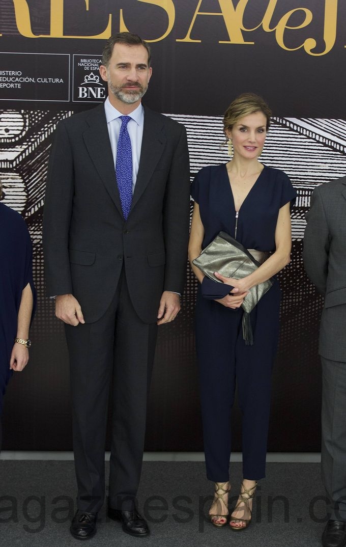 reyes de espana inagurando la exposicion teresa de jesus marzo 2015