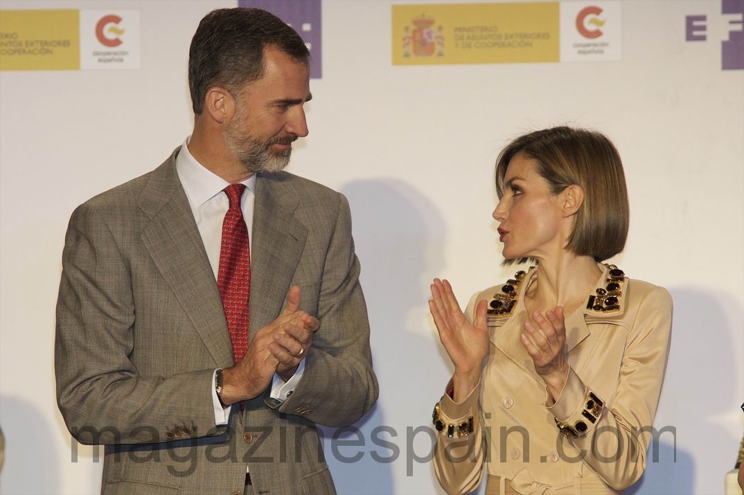 reyes de espana en la entrega de los premios de periodismo rey de espana mayo 2015