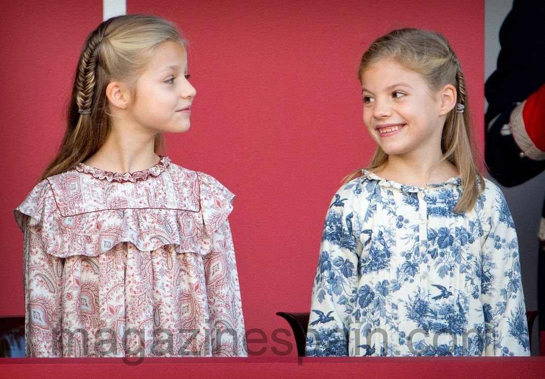 princesa leonor e infanta sofia en el dia de las fuerzas armadas