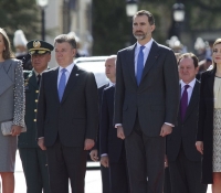 reyes de espana reciben al Presidente de Colombia Juan Manuel Santos y su mujer Maria Clemencia Rodriguez marzo 2015_