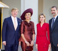 reyes de espana visitan a los reyes de holanda octubre 2014
