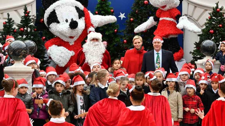Los príncipes Alberto y Charlene inauguran la Navidad en Mónaco