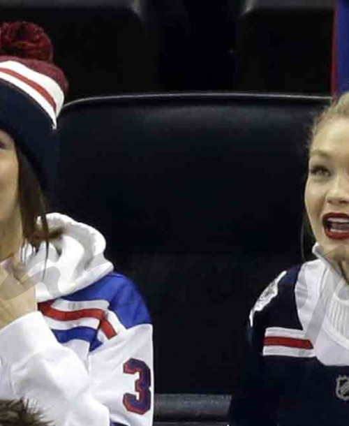 Gigi y Bella Hadid fans de los NY Rangers