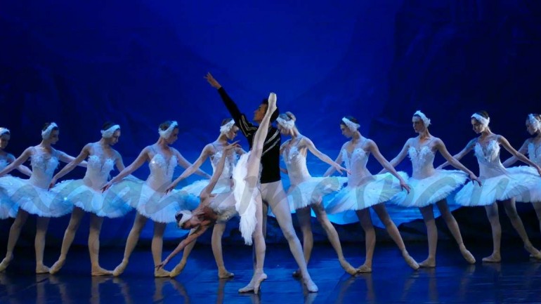 “El Lago de los Cisnes” llega hasta el Teatro Lope de Vega de Madrid