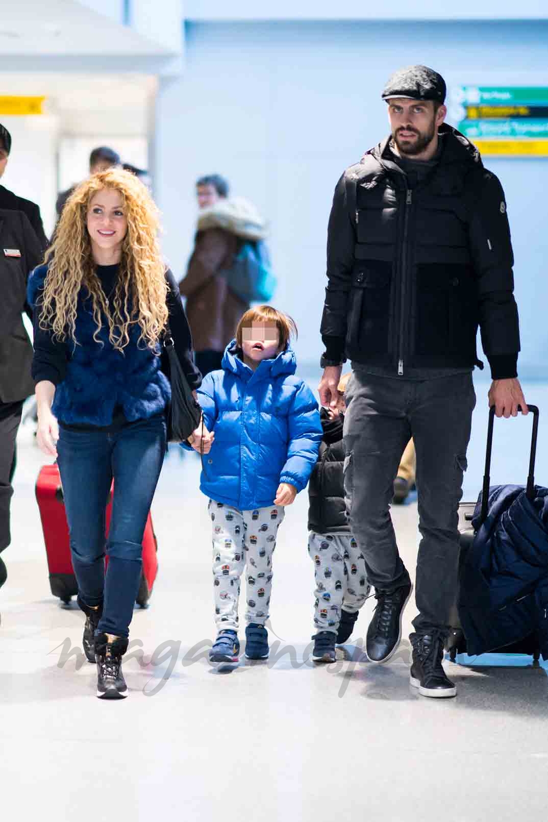 shakira y gerard pique vacaciones con sus hijos