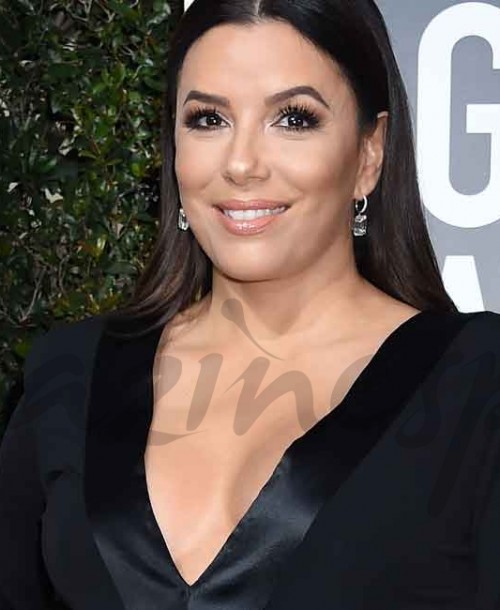 Eva Longoria presume de embarazo en los Globos de Oro