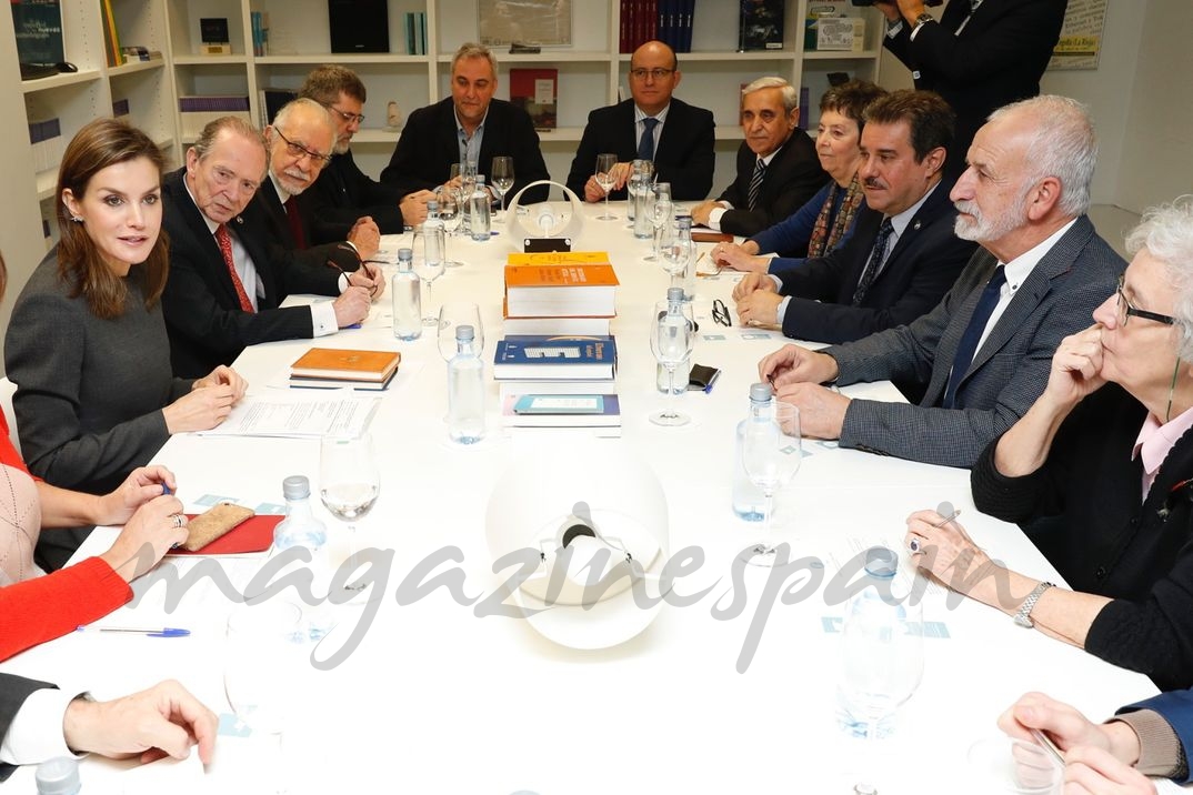 La Reina durante la reunión ordinaria del Consejo Asesor de Fundéu BBVA © Casa S.M. El Rey