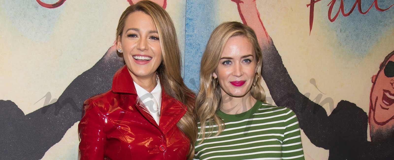 Blake Lively, espectacular mujer de rojo en el desfile de Michael Kors