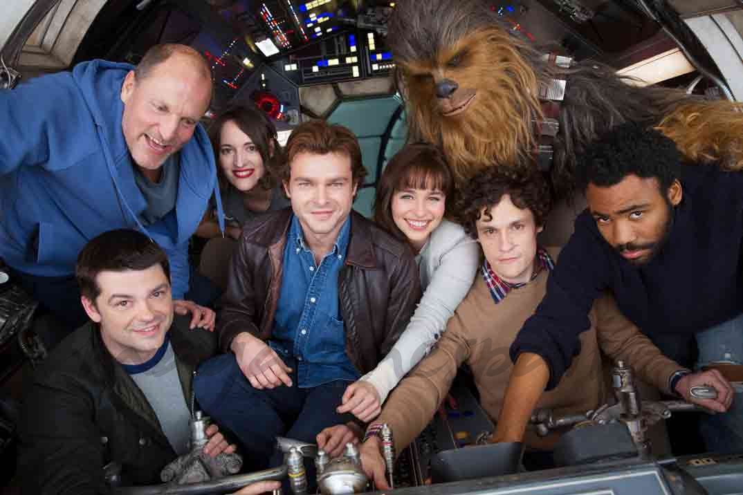 Alden Ehrenreich, Christopher Miller, Donald Glover, Emilia Clarke, Joonas Suotamo Copyright 2017 Lucasfilm Ltd. & ™