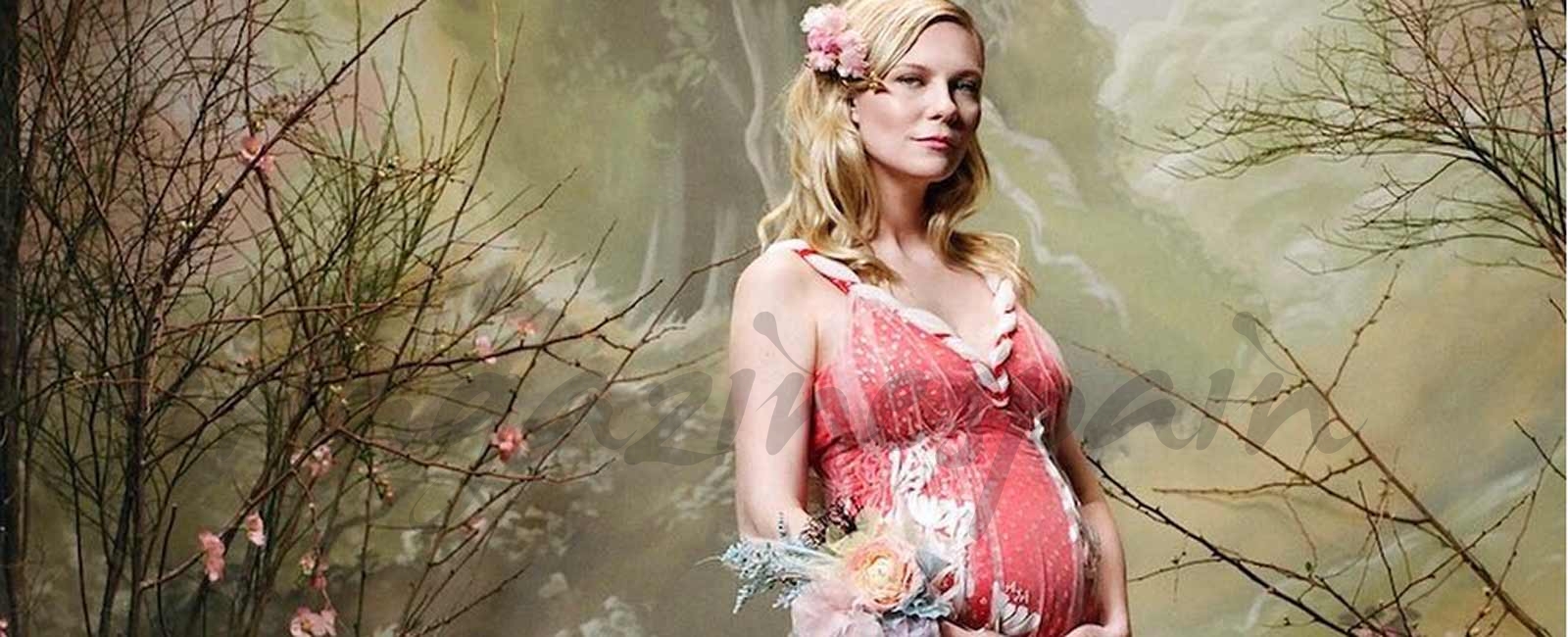 La original forma de Kirsten Dunst de confirmar su embarazo