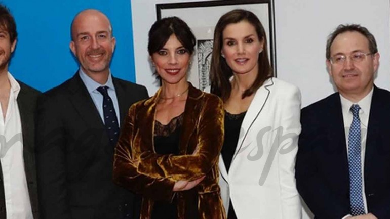 La reina Letizia y Maribel Verdú, unidas por su amor a las Artes y las Letras