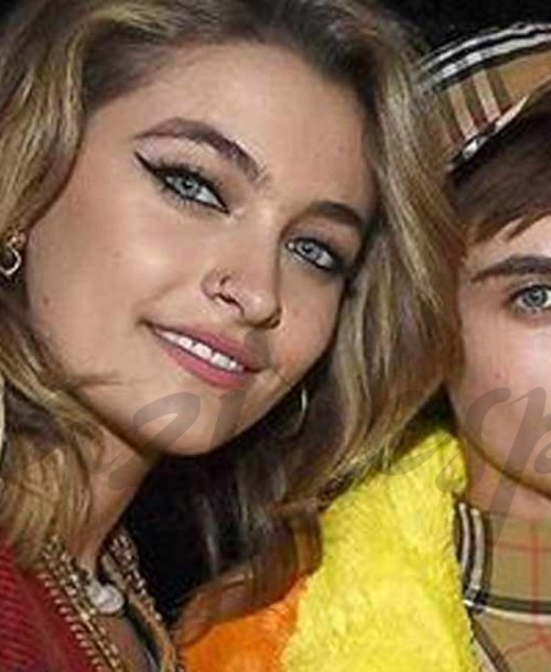 Paris Jackson y Cara Delevingne, pareja sorpresa