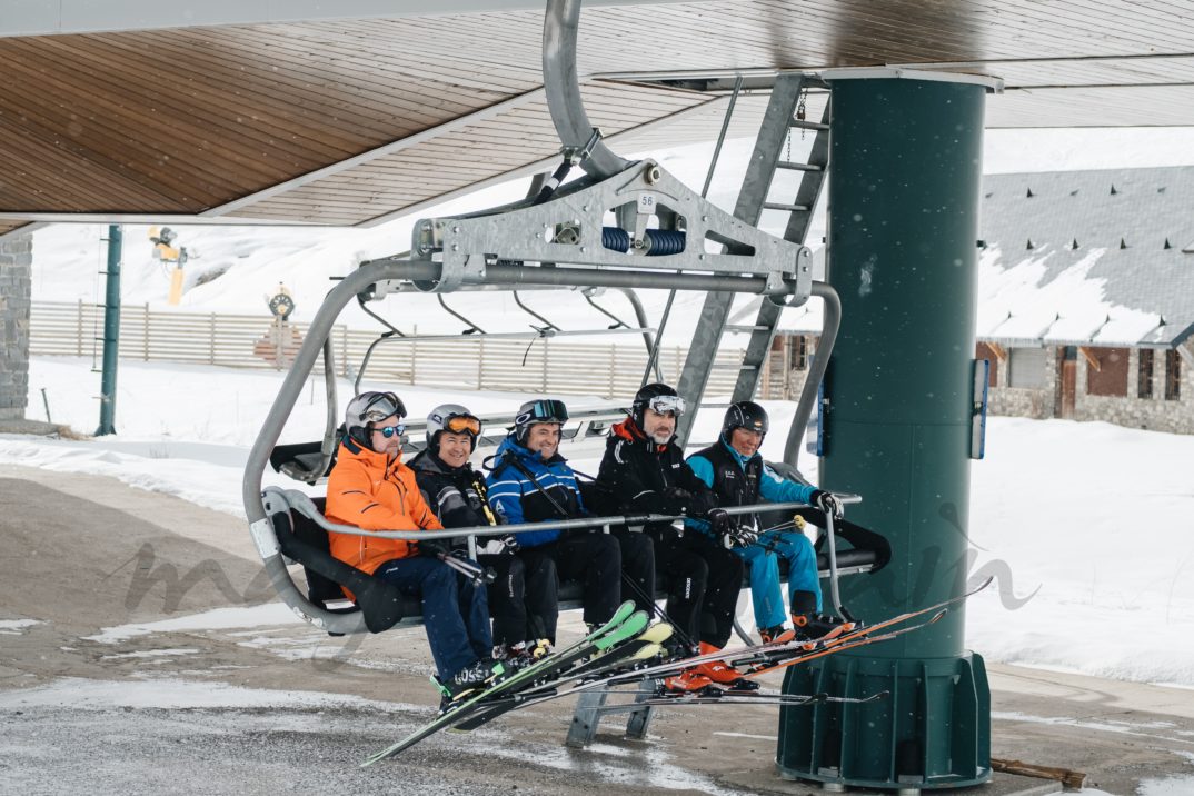 Felipe VI esquiando en Formigal