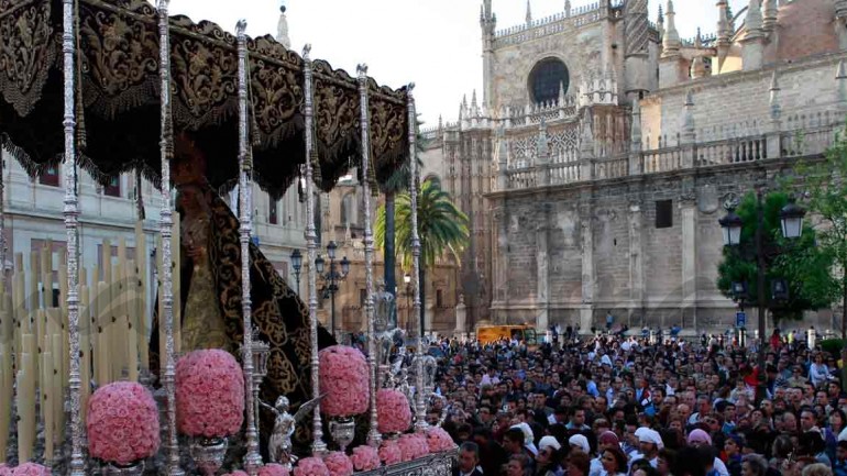 La Semana Santa de Sevilla, un viaje a través de los siglos