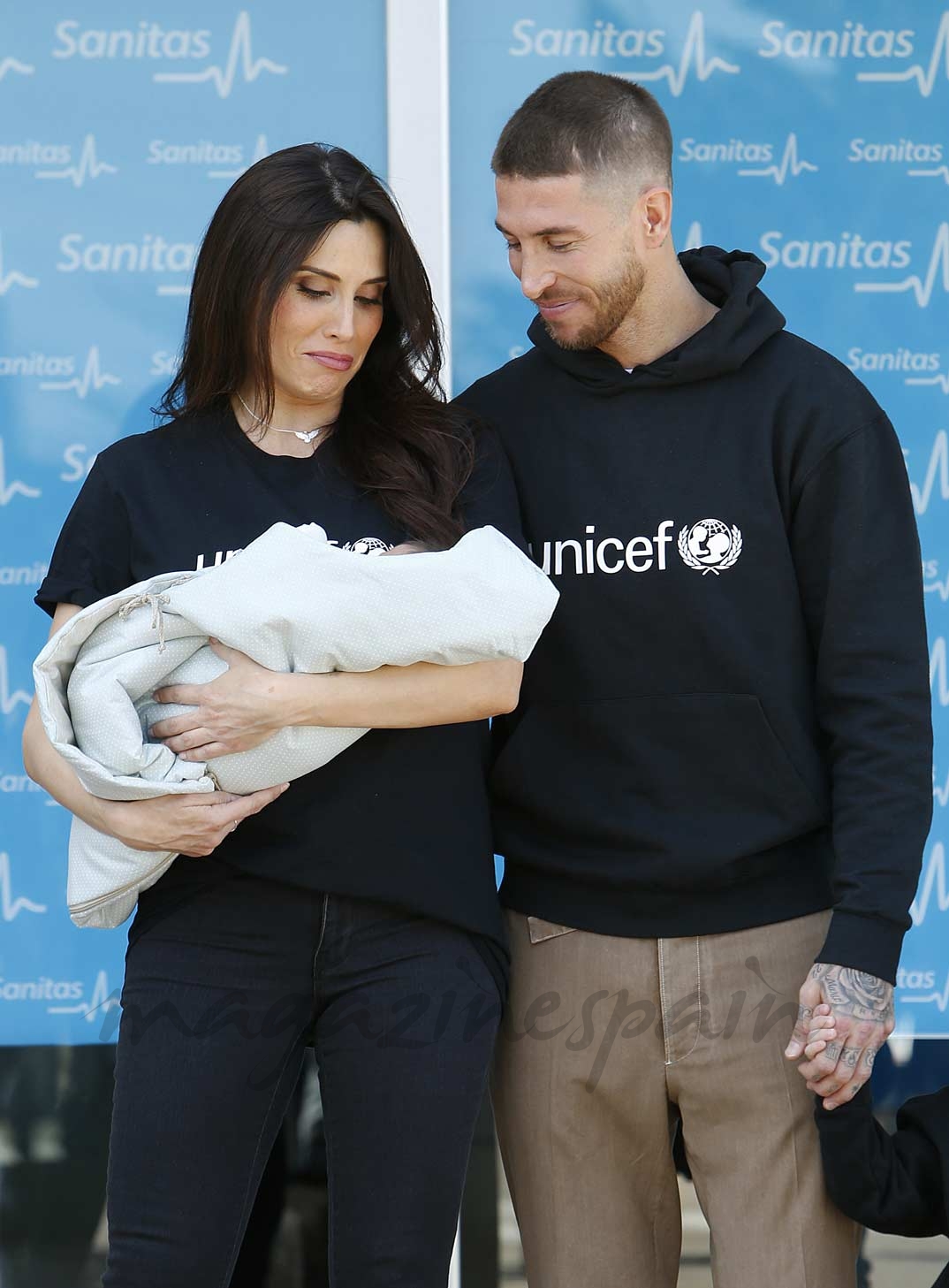 Sergio Ramos y Pilar Rubio con el pequeño Alejandro