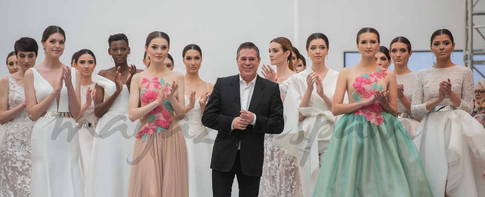 Hannibal Laguna presenta su nueva colección nupcial, «Lovely»