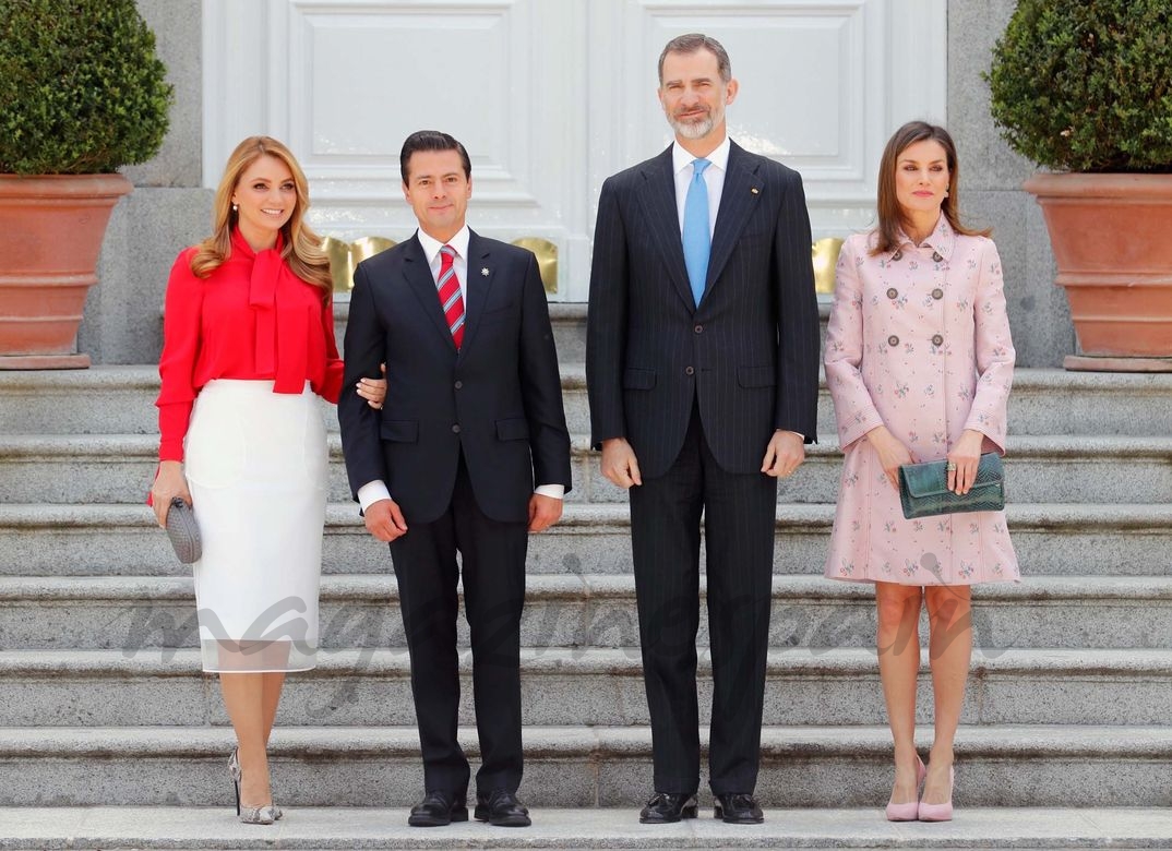 Los Reyes Felipe y Letizia reciben a Enrique Peña Nieto y su esposa, Angélica Rivera © Casa S.M. El Rey