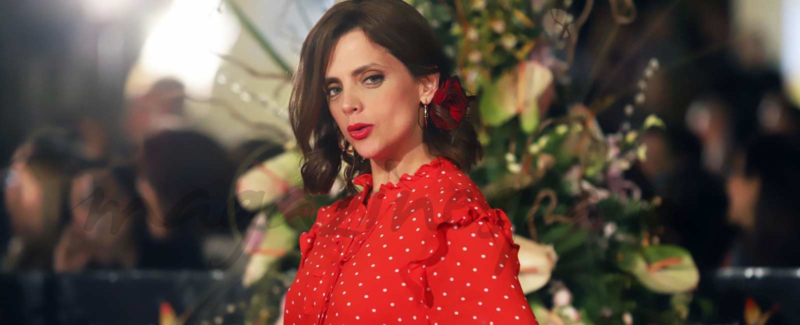 Macarena Gómez recibe el Premio Talento Andaluz con un look muy «flamenco»