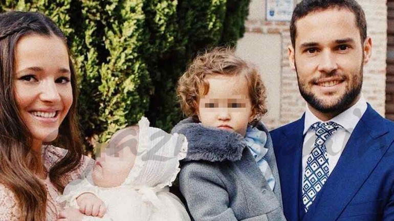 Las imágenes más tiernas del bautizo del hijo de Malena Costa y Mario Suárez