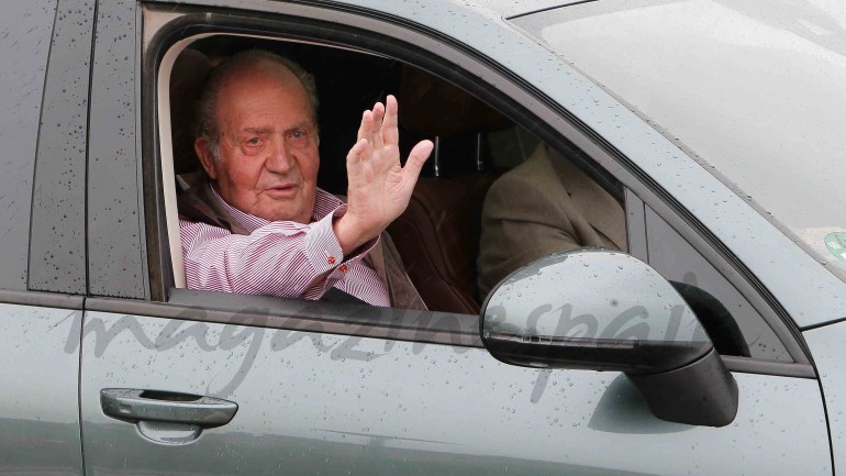 El Rey Juan Carlos recibe el alta hospitalaria