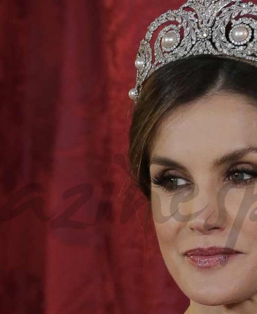 La reina Letizia, espectacular, por primera vez, con la tiara de Cartier de la reina Victoria Eugenia